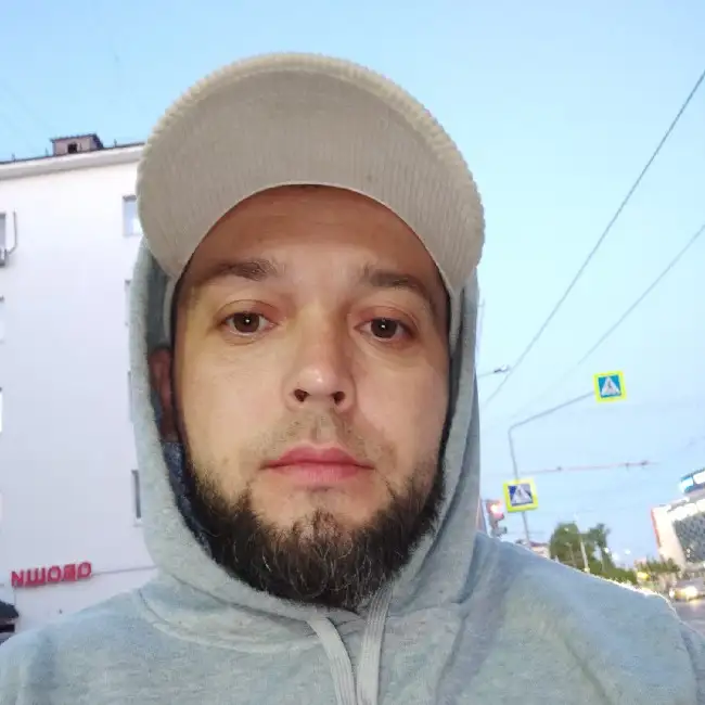 Robert, 41, Russia - Meet Nikah