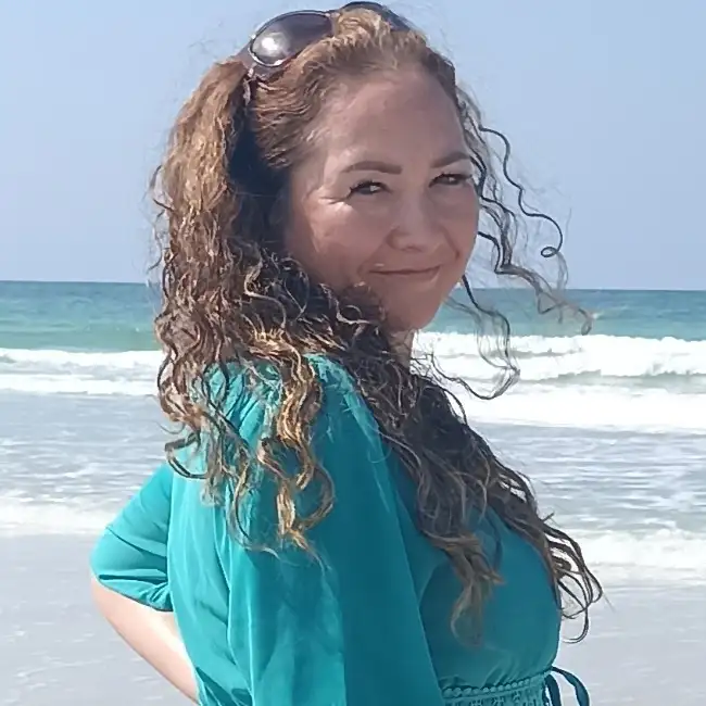 Elvira, 34, Russia - Meet Nikah