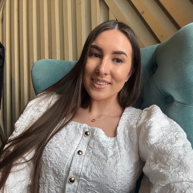 Albina, 25, Russia - Meet Nikah