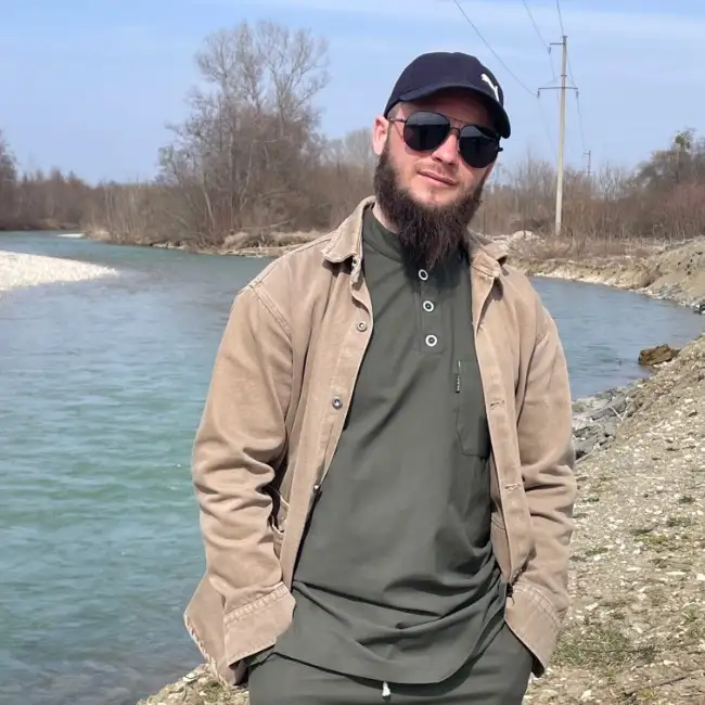 Adam, 32, Russia - Meet Nikah