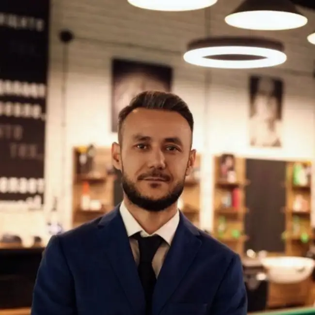 Zafar, 42